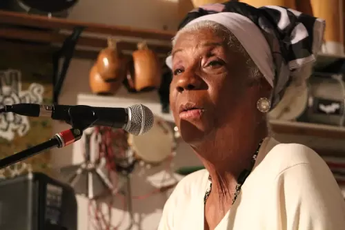 36ee3b 023090605e1e48419108b5395ae7df20mv2