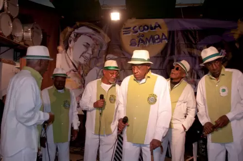 36ee3b 8b8465ae6a084efdb86e4d2ce3b8f31emv2