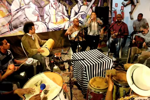 36ee3b c082052f85be406a8a817de9c1de211fmv2